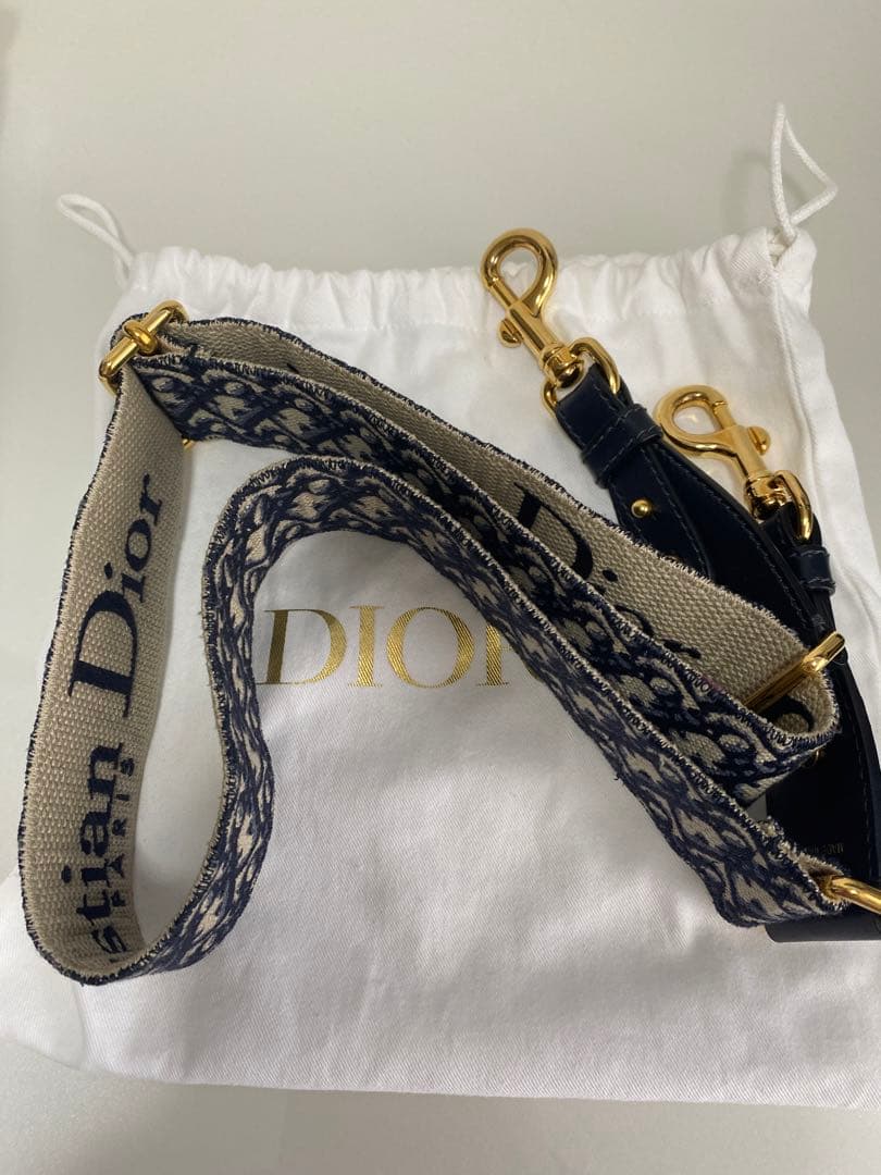 DIOR Bobby ラージカーフスキンショルダーバッグ