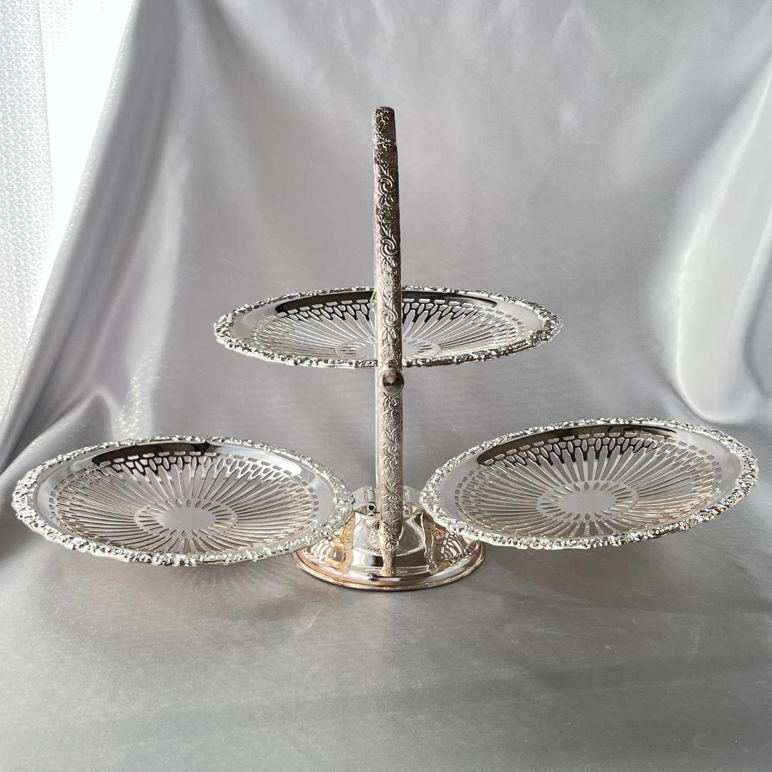 【英国】 ケーキスタンド 　Queen Anne バタフライ式