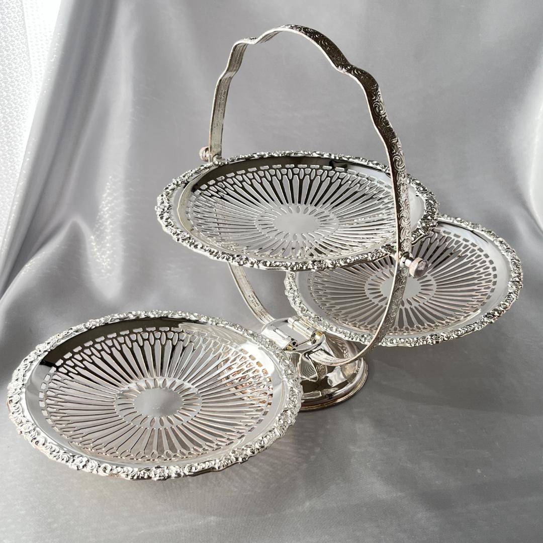 【英国】 ケーキスタンド 　Queen Anne バタフライ式