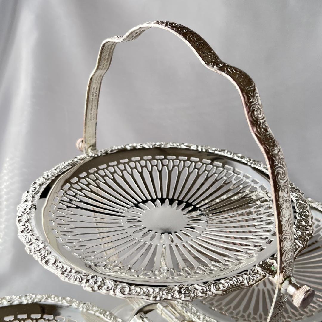 【英国】 ケーキスタンド 　Queen Anne バタフライ式