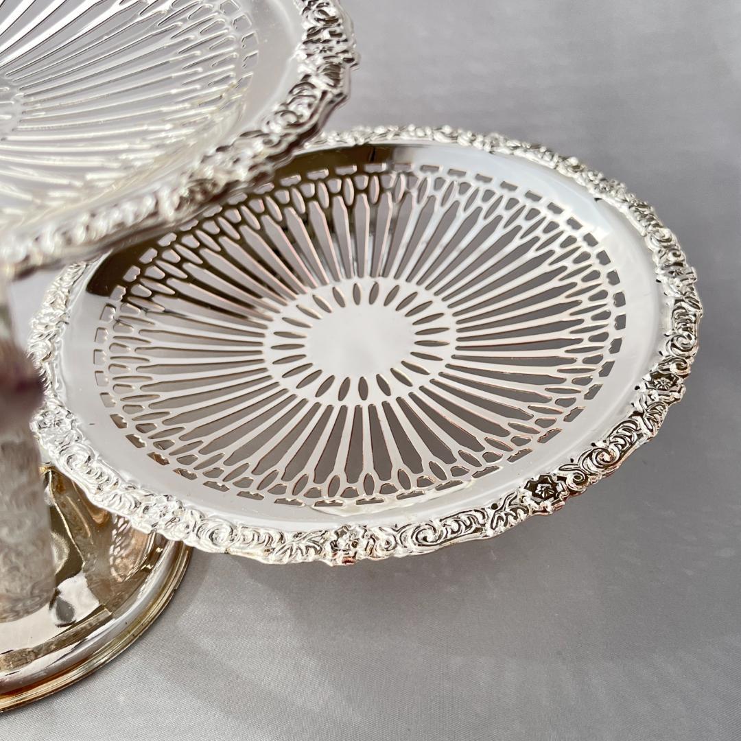 【英国】 ケーキスタンド 　Queen Anne バタフライ式