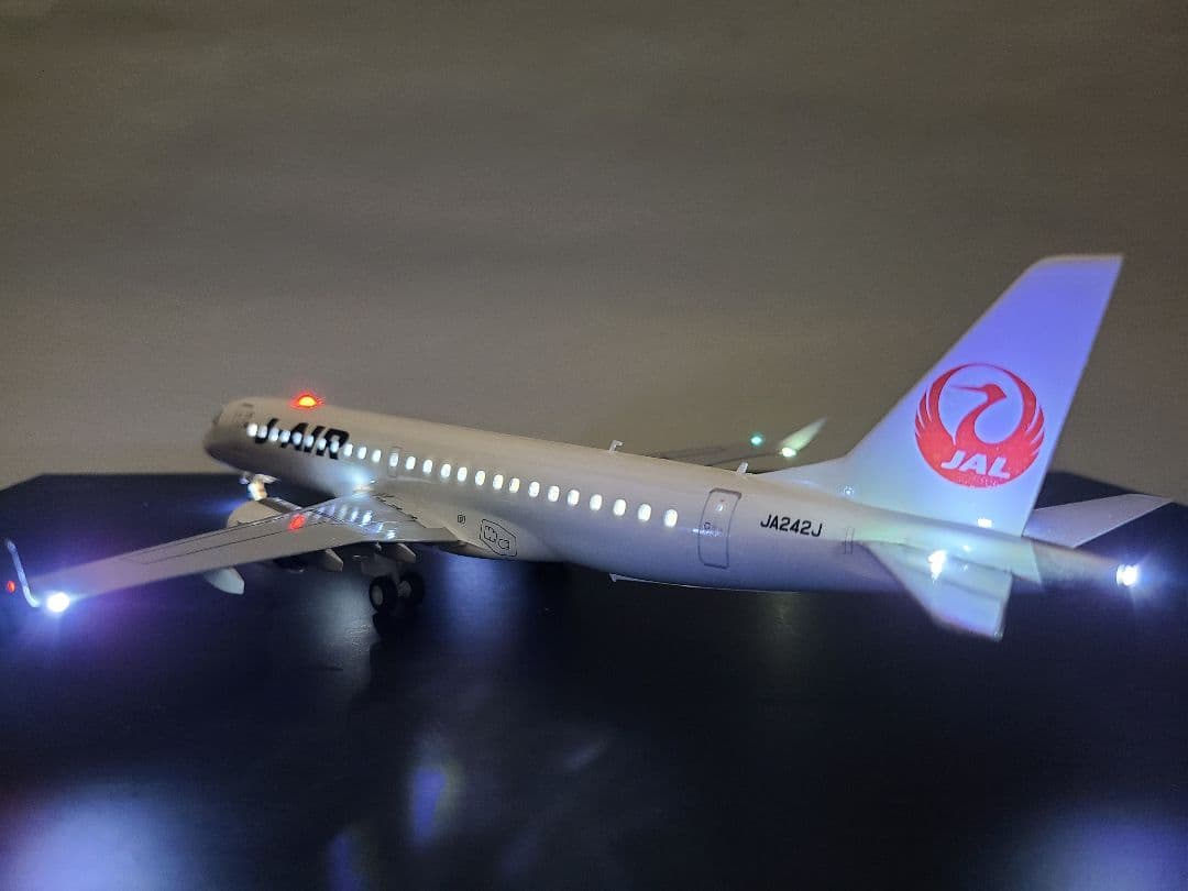 JAL エンブラエル E190 LED仕様 完成品