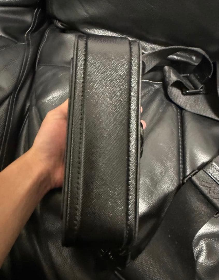 Marc Jacobs ブラック ショルダーバッグ