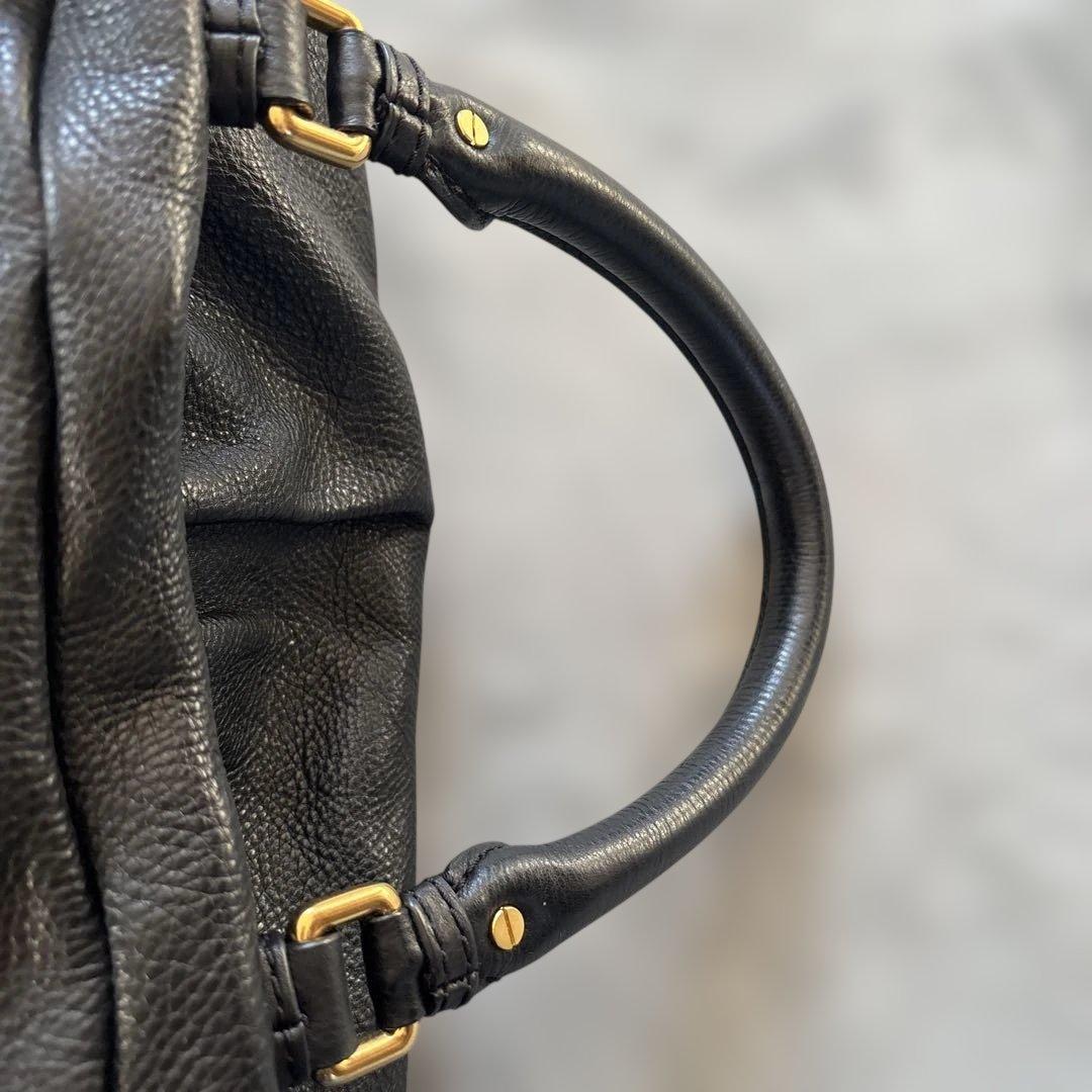 マークバイマークジェイコブス　黒 レザー ショルダーバッグ ゴールド金具