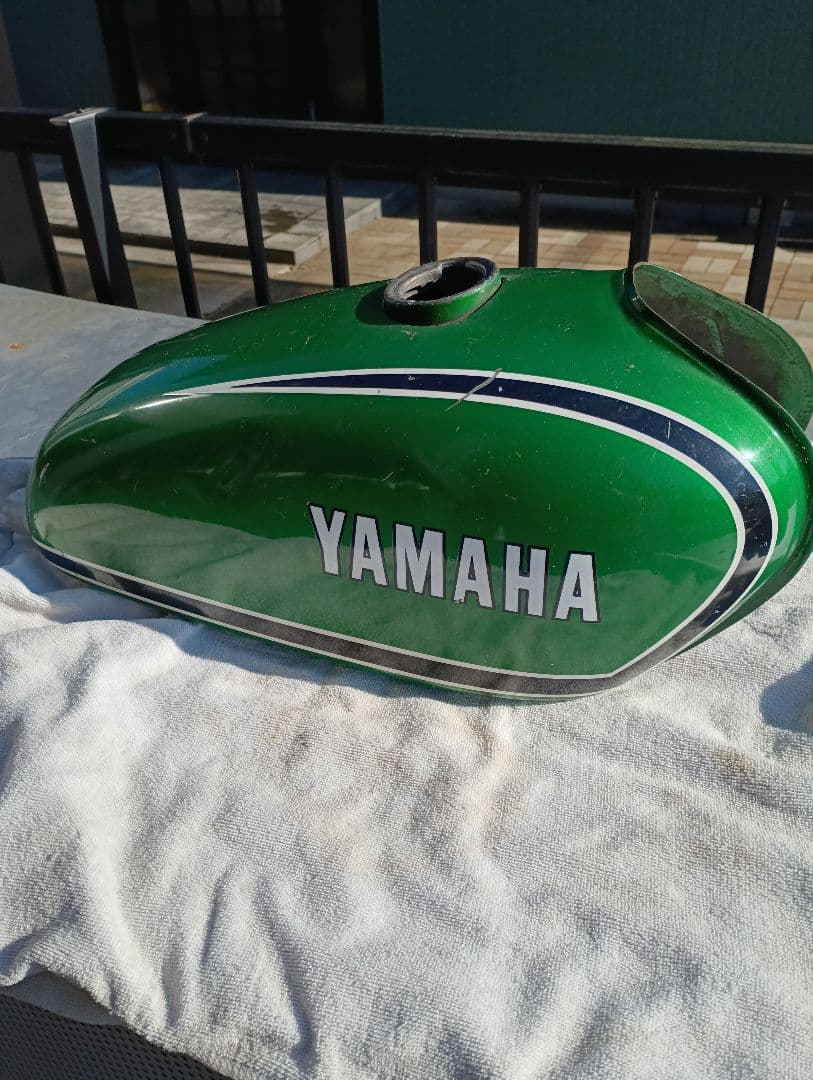 YAMAHA グリーンタンク ストライプデザイン