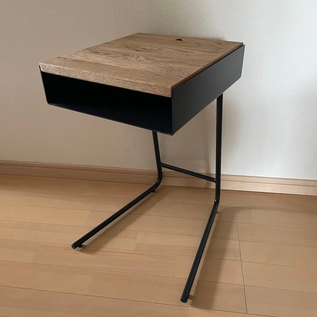 unico ウニコ　ADDAY アディ　サイドテーブル