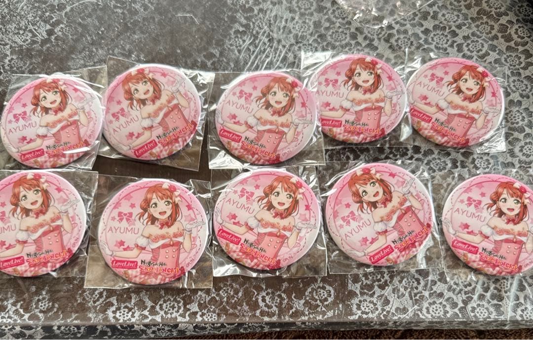 上原歩夢 海外限定 缶バッジ