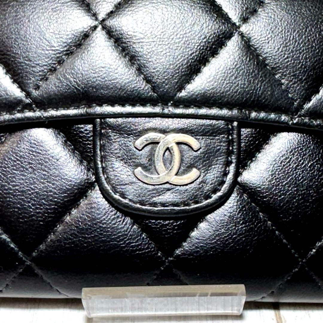 美品✨CHANELシャネル マトラッセ 小銭入れ シルバー ラム　パース