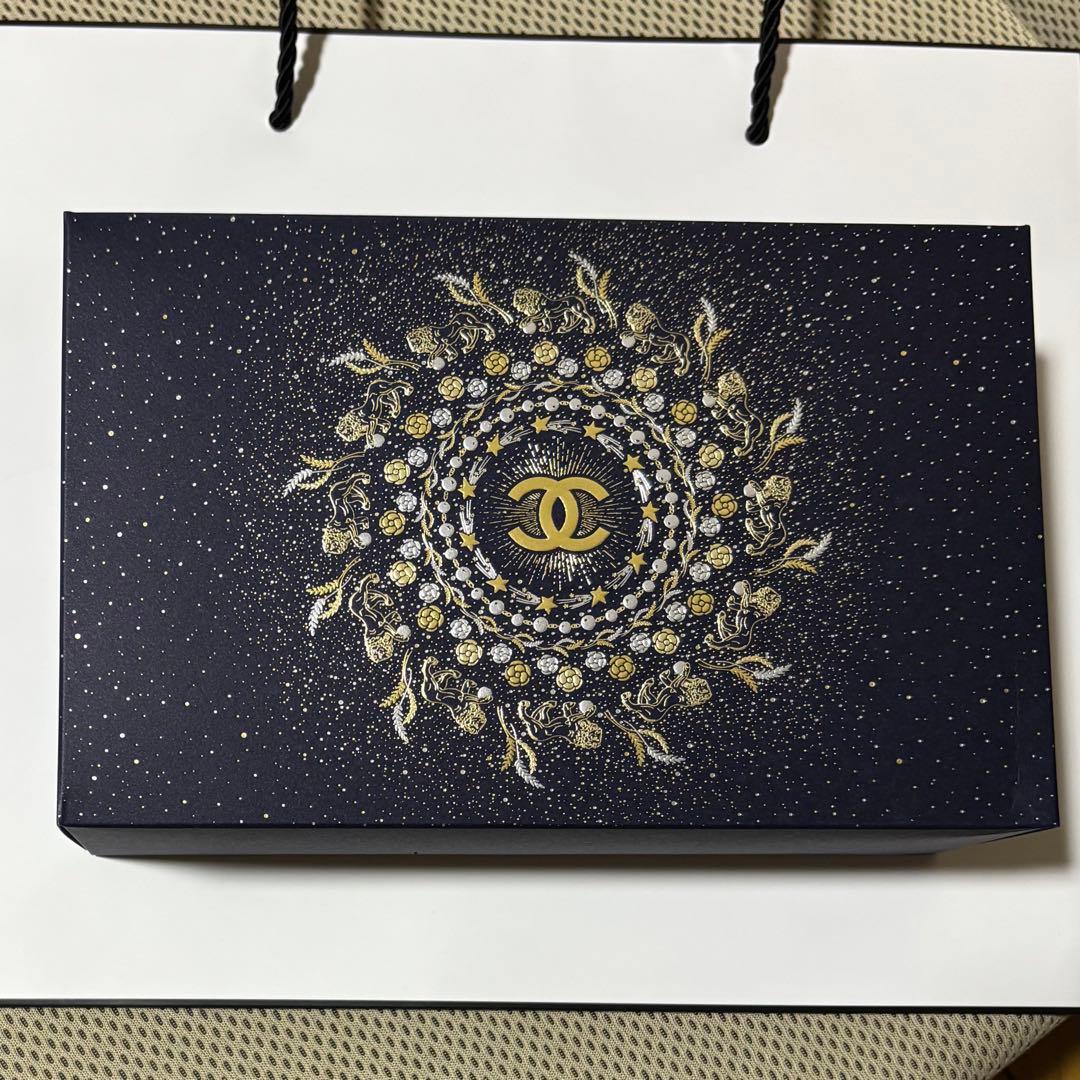 【完売品】シャネル ホリデー限定セット2025リップ アンド ネイルケアセット