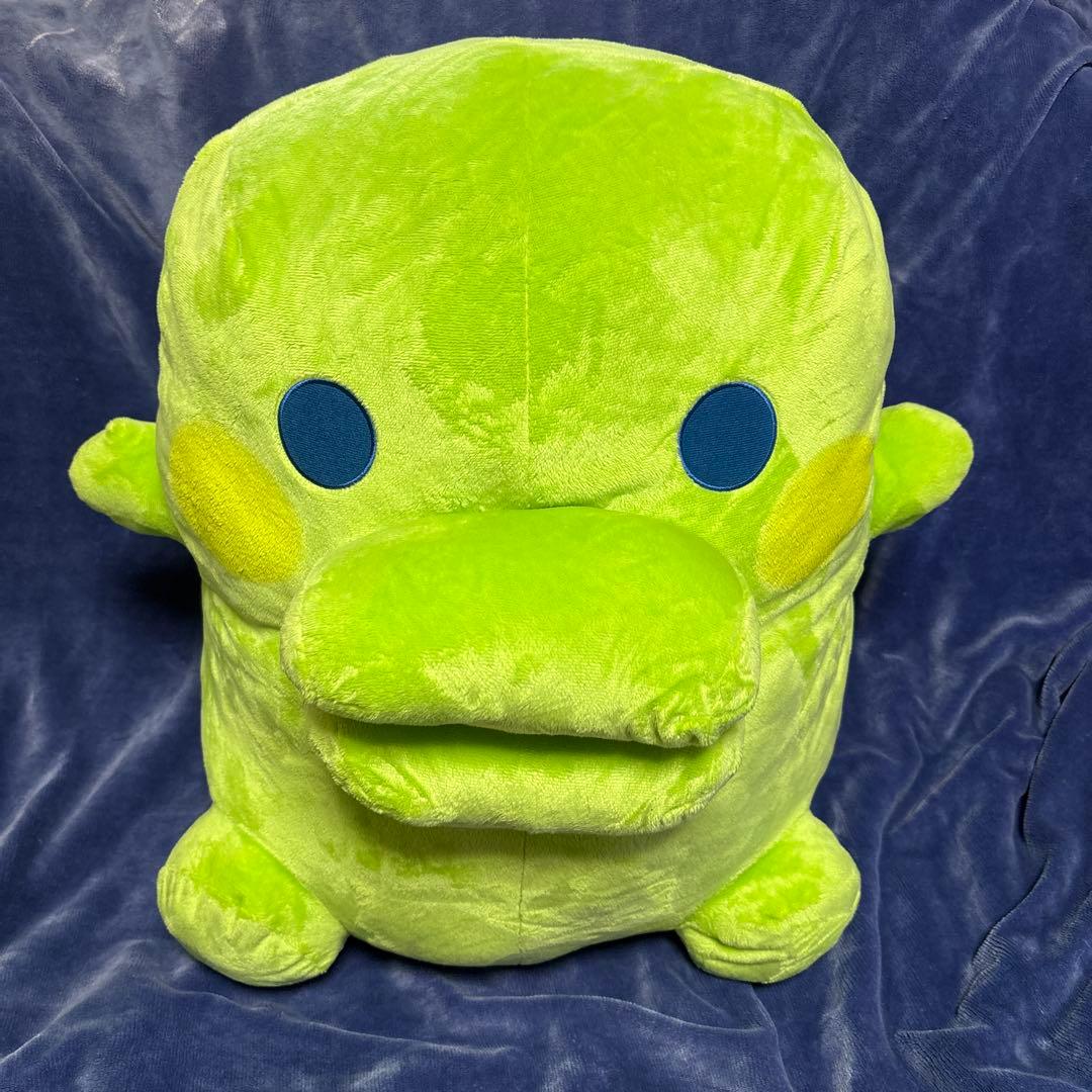 一番くじ　ラストワン賞　くちぱっちぬいぐるみ