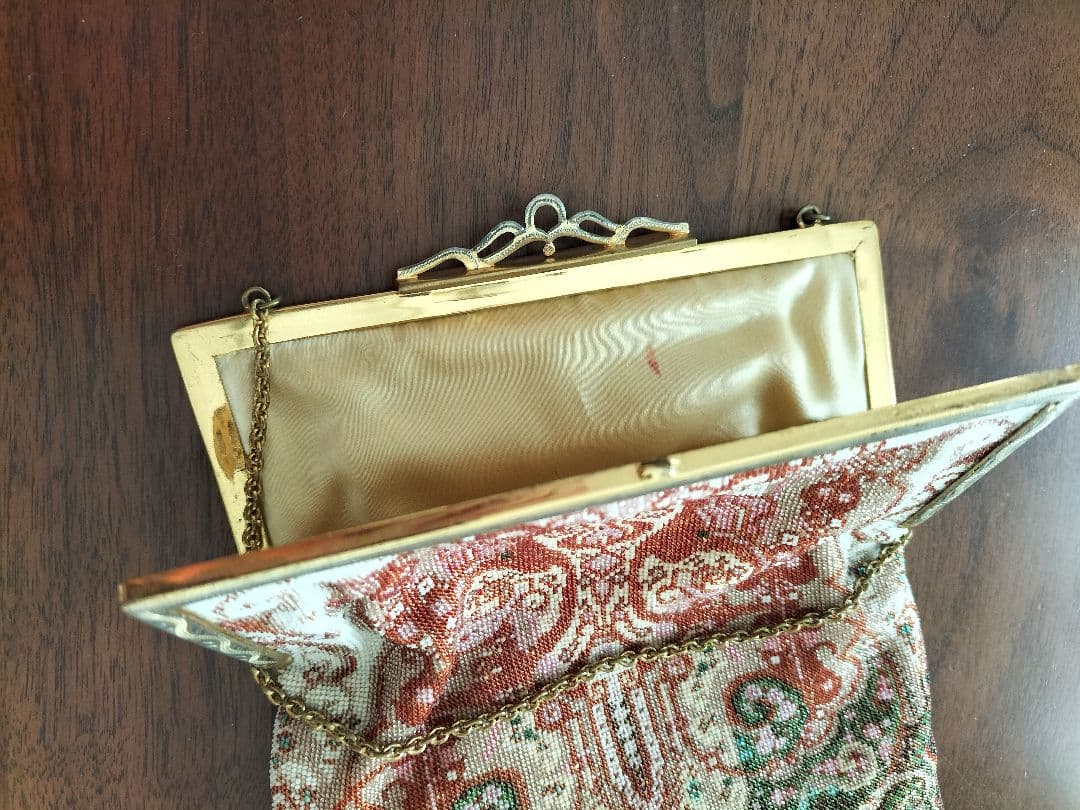 アンティーク　優美、ビーズバッグ（イギリス）