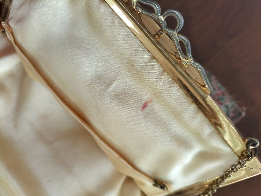 アンティーク　優美、ビーズバッグ（イギリス）