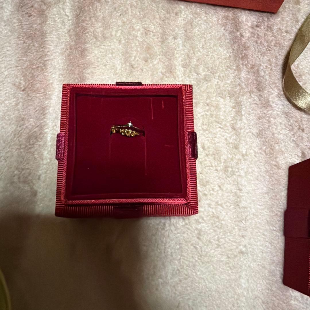 ete ゴールドリング 赤いギフトボックス付き