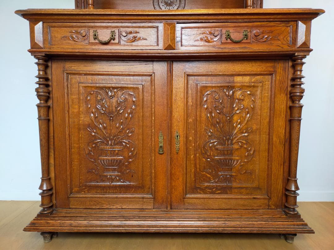 アンティーク　キャビネット