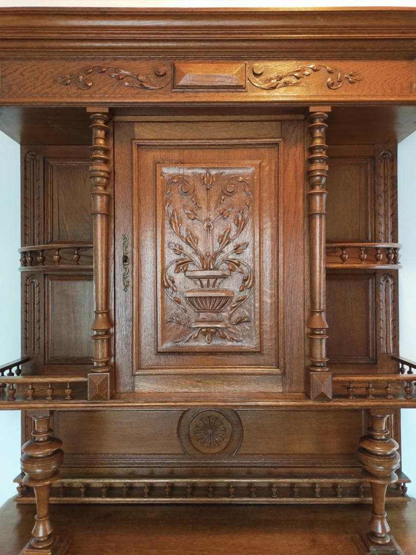 アンティーク　キャビネット