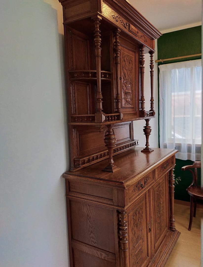 アンティーク　キャビネット