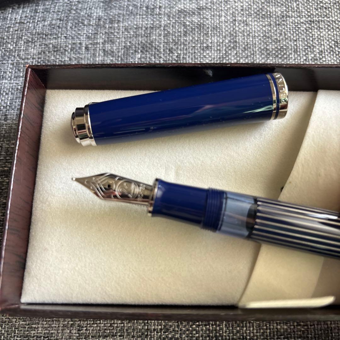 Pelikan 万年筆 M815 ネイビー ストライプデザイン