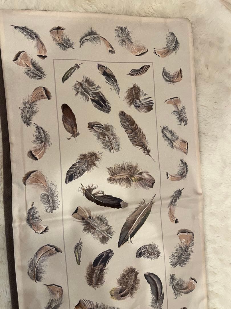 エルメス　アンゴラとシルクのマフラー