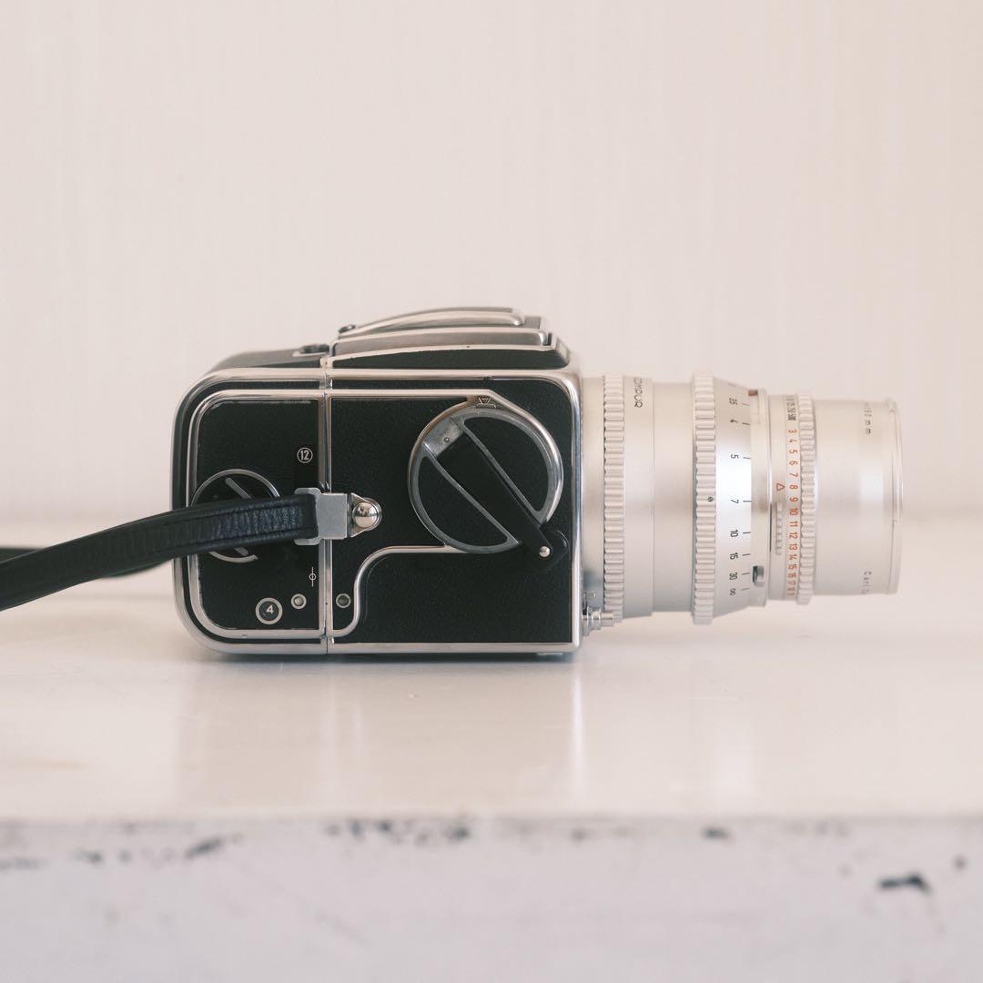 ハッセルブラッド 500 C/M 中判カメラ完動実用品　2/8まで出品予定