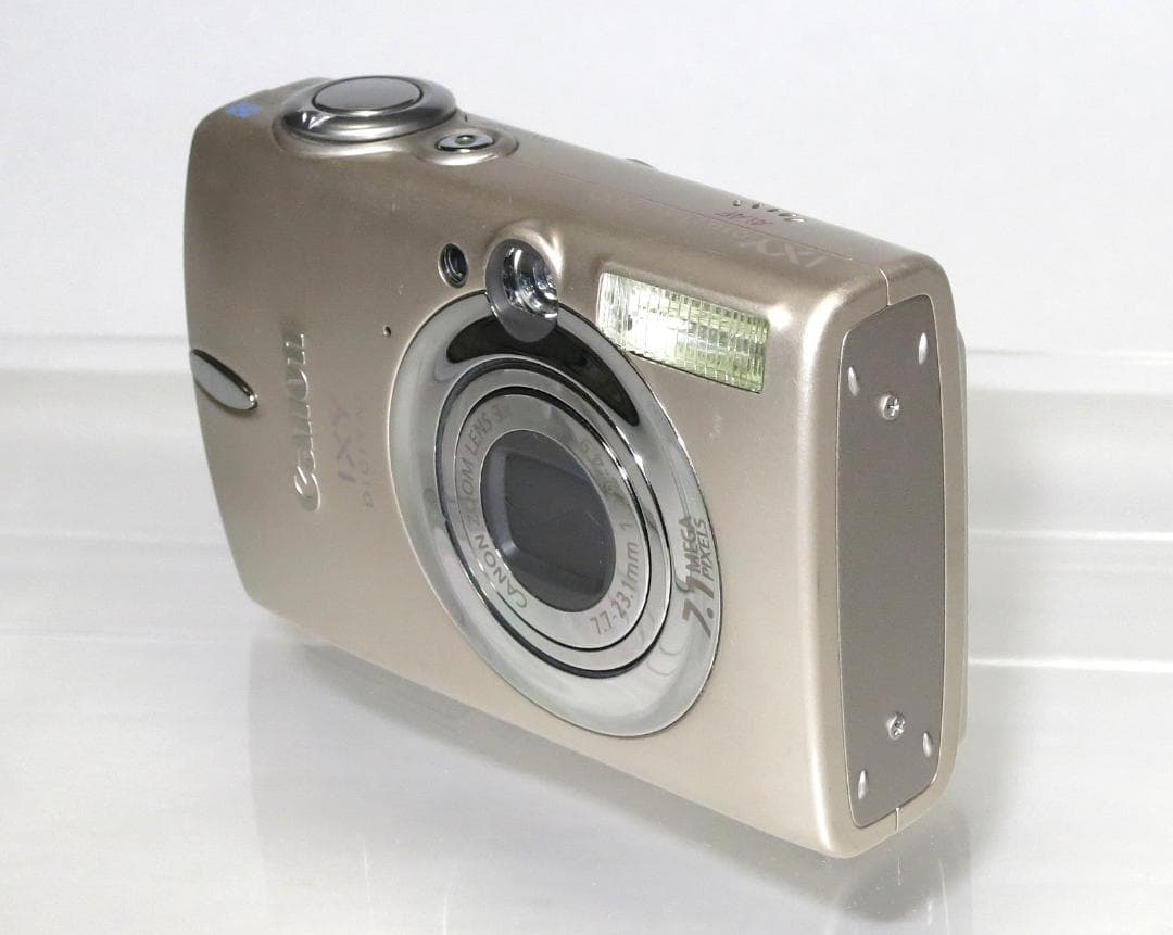 Canon IXY DIGITAL 700 　完動品　純正バッテリー、充電器付属