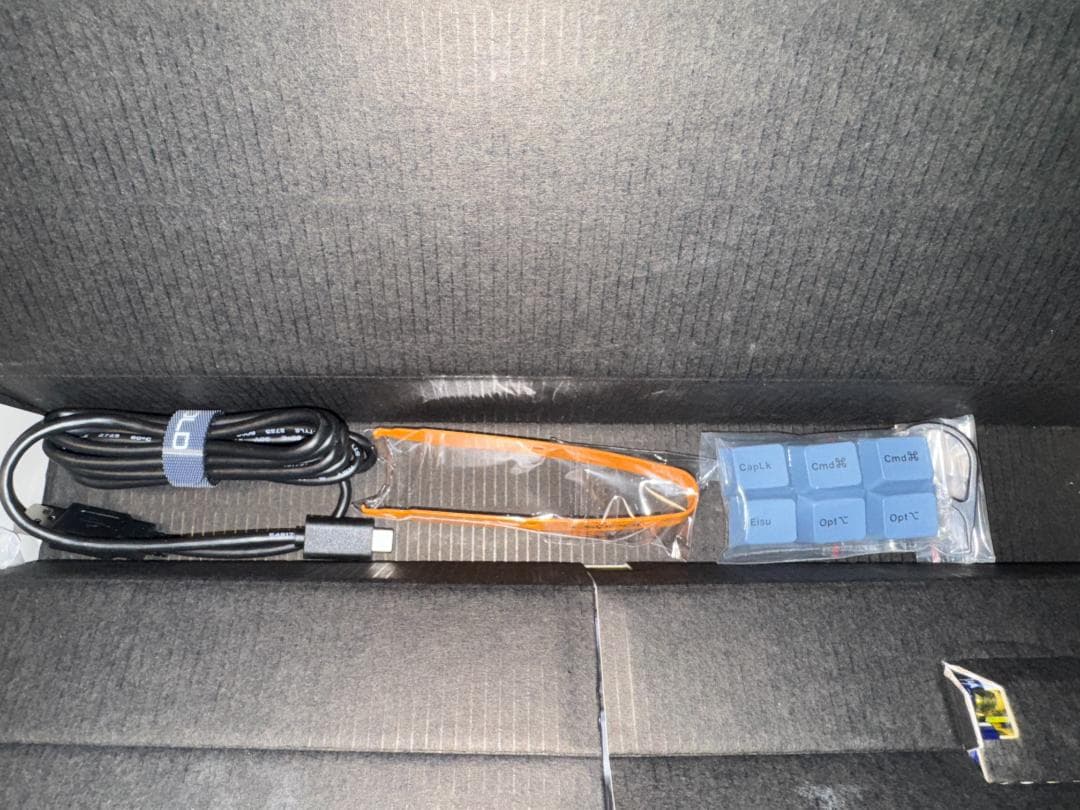 LEOPOLD FC750RBT 黒軸