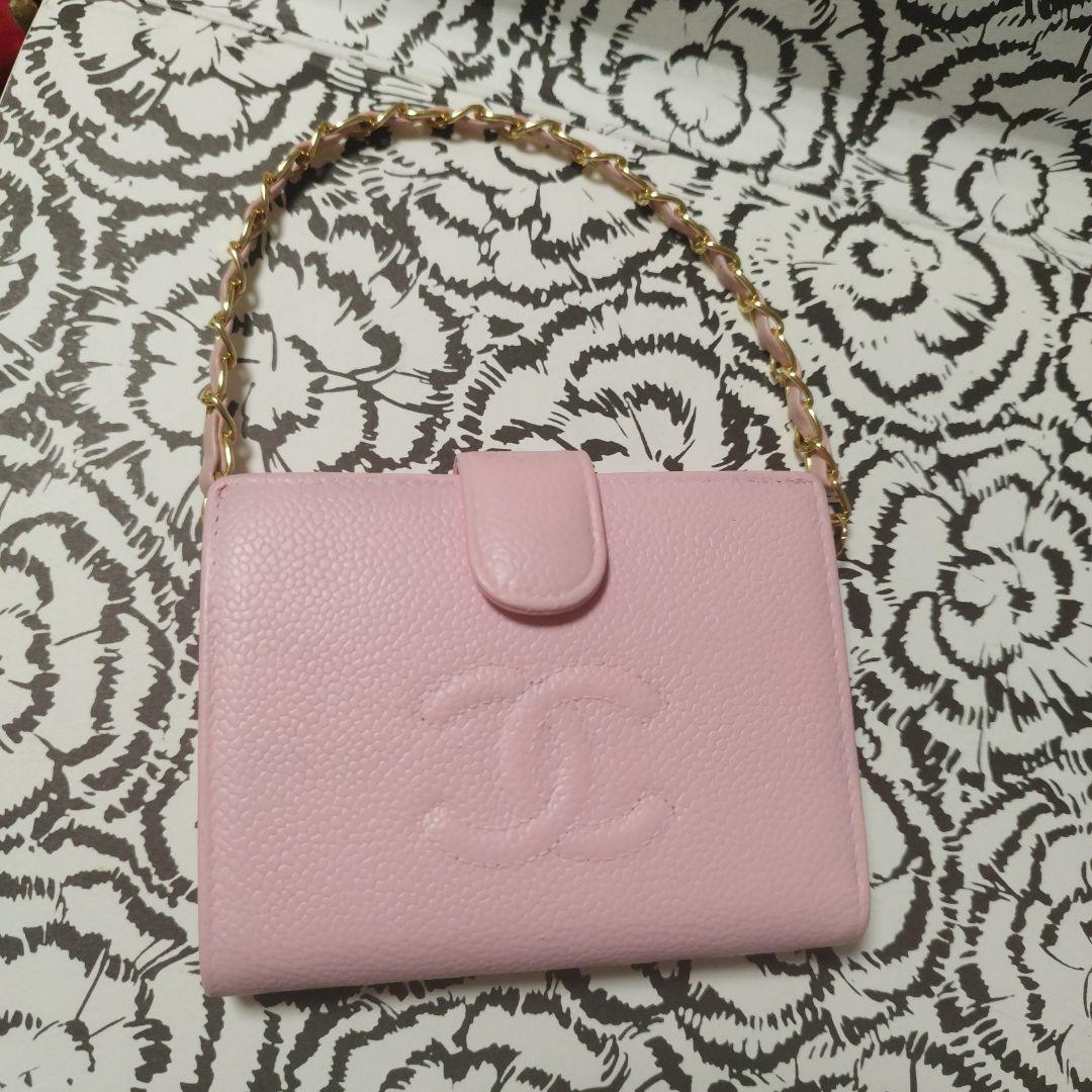 ②シャネルキャビアスキン　がま口コンパクト財布