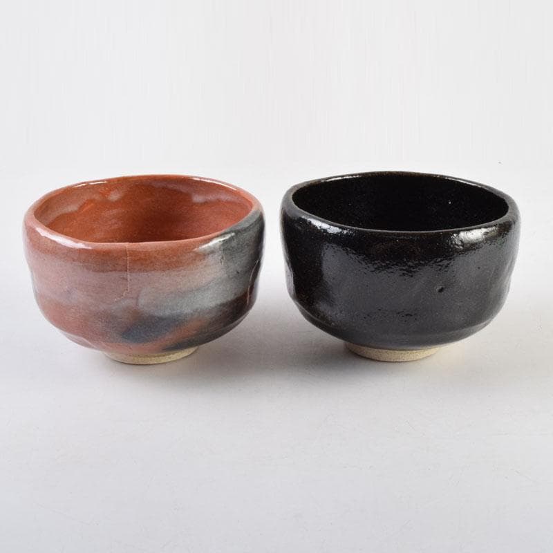 茶道具　吉村楽入作　赤楽茶碗　黒楽茶碗　一双　共箱　C　8998