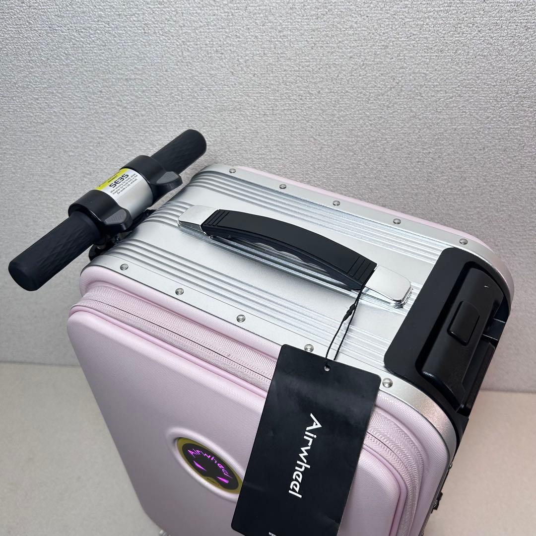 【美品】乗れるスーツケース　Airwheel SE3S ピンク(正規品)