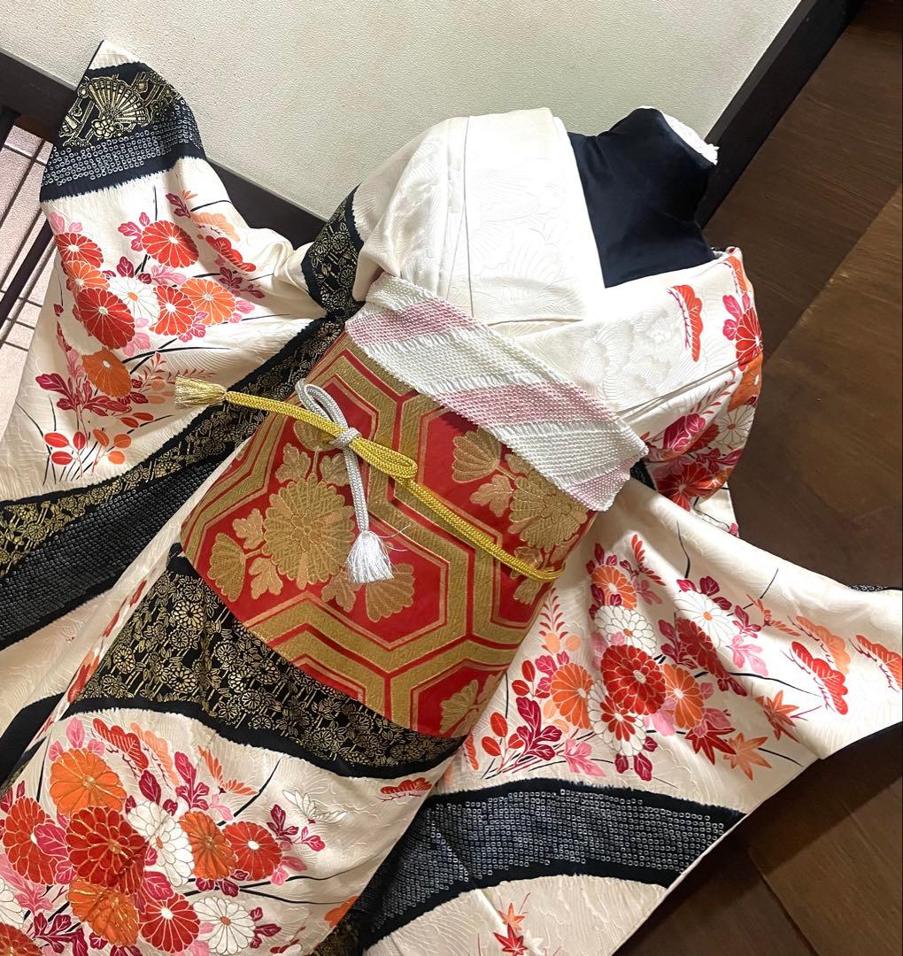 振袖 フルセット6点サイズM〜Ｌ駒刺繍　絞り　檜扇枝花文　金彩　正絹