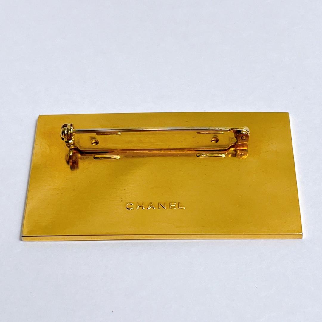 シャネル　刻印有　ココロゴプレート　ブローチ ヴィンテージ　スクエア