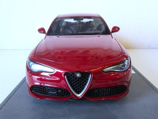 ねこさん専用 BBR (1/18) アルファロメオ Giulia Veloce