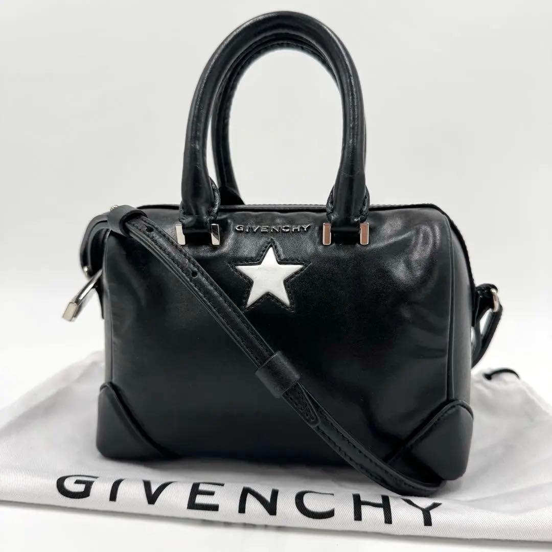 GIVENCHY スター 星 レザー ショルダーバッグ ハンドバッグ ブラック