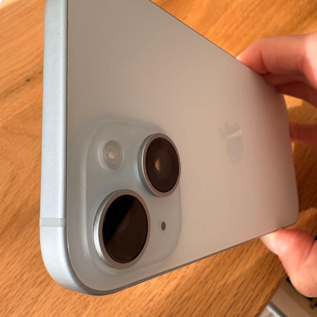 iPhone 15 256GB ブルー SIMフリー　美品