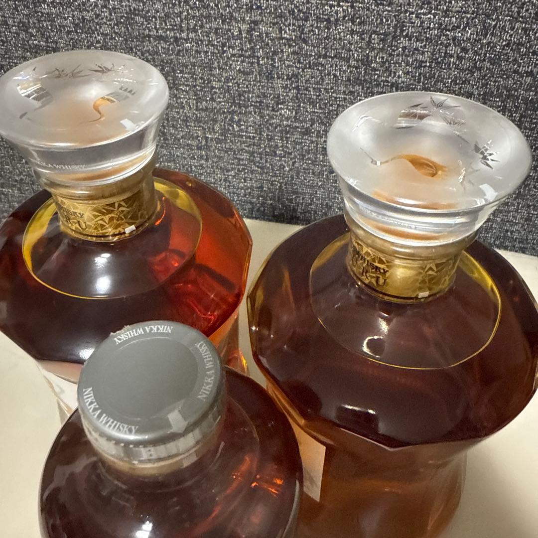 ニッカ ウイスキー　鶴　2本セット 箱多少汚れあり ピァアモルトレッドをサービス