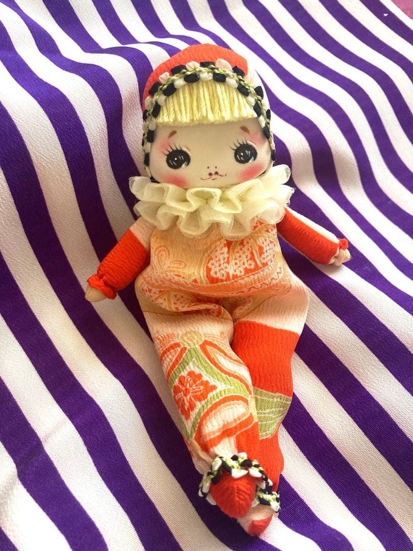 ももです。つきもとつきこの文化人形