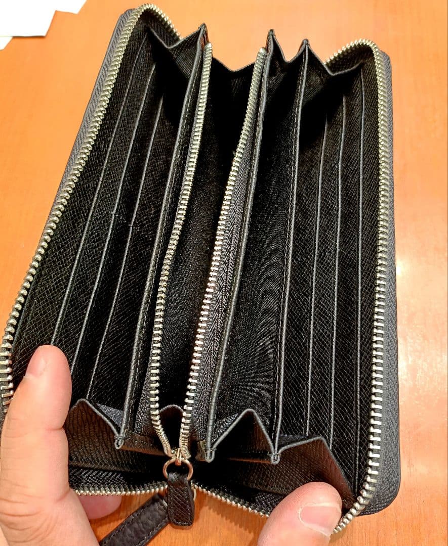 い*す様 高級 鮫革（シャークスキン) 長財布 黒