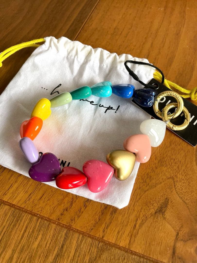 LOUVINI PETIT CUORE　RAINBOW ハンドストラップ