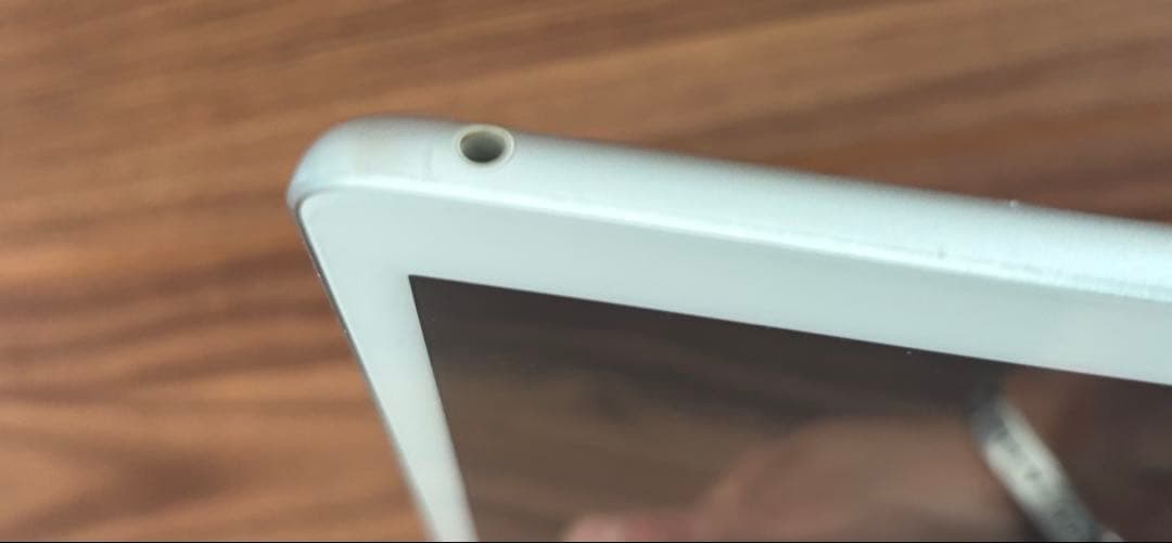 iPad 第7世代 10.2 インチ32GB WiFi シルバー箱入り