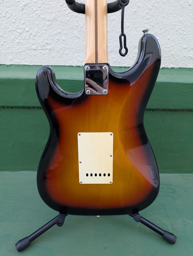 hide【ジャンク】Fender ST STD ストラトキャスター