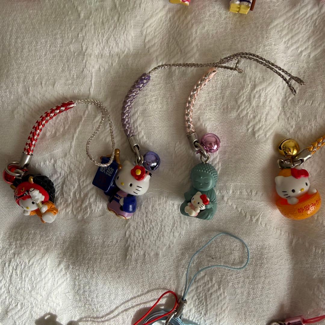 R*O様 ハローキティ　ご当地キティ　ストラップ　キーホルダー　チャーム　根付