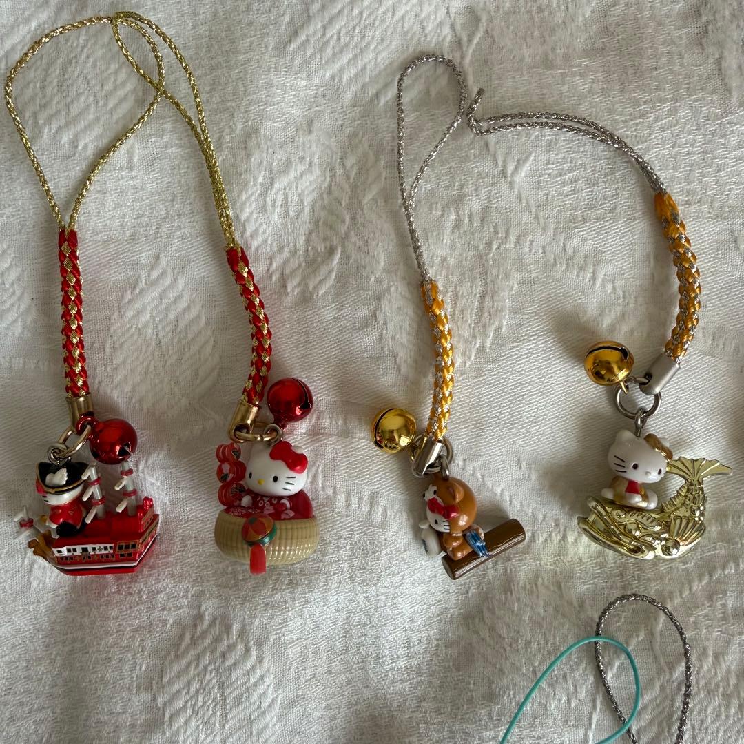 R*O様 ハローキティ　ご当地キティ　ストラップ　キーホルダー　チャーム　根付