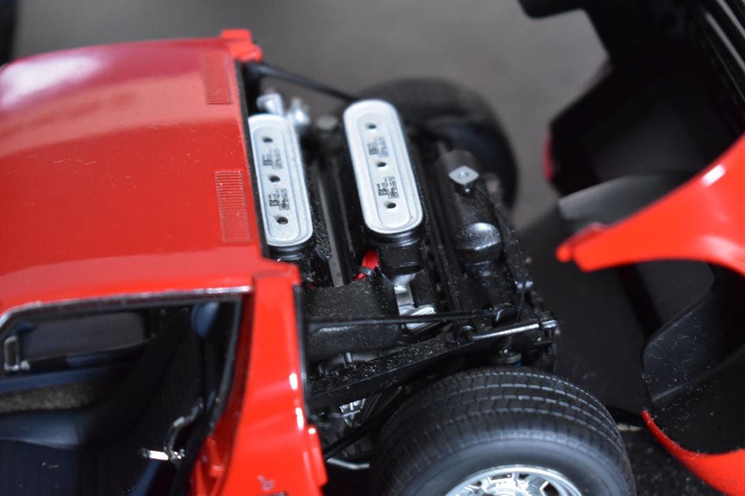 1/18 オートアート ランボルギーニ ミウラ SV フル開閉 レッド