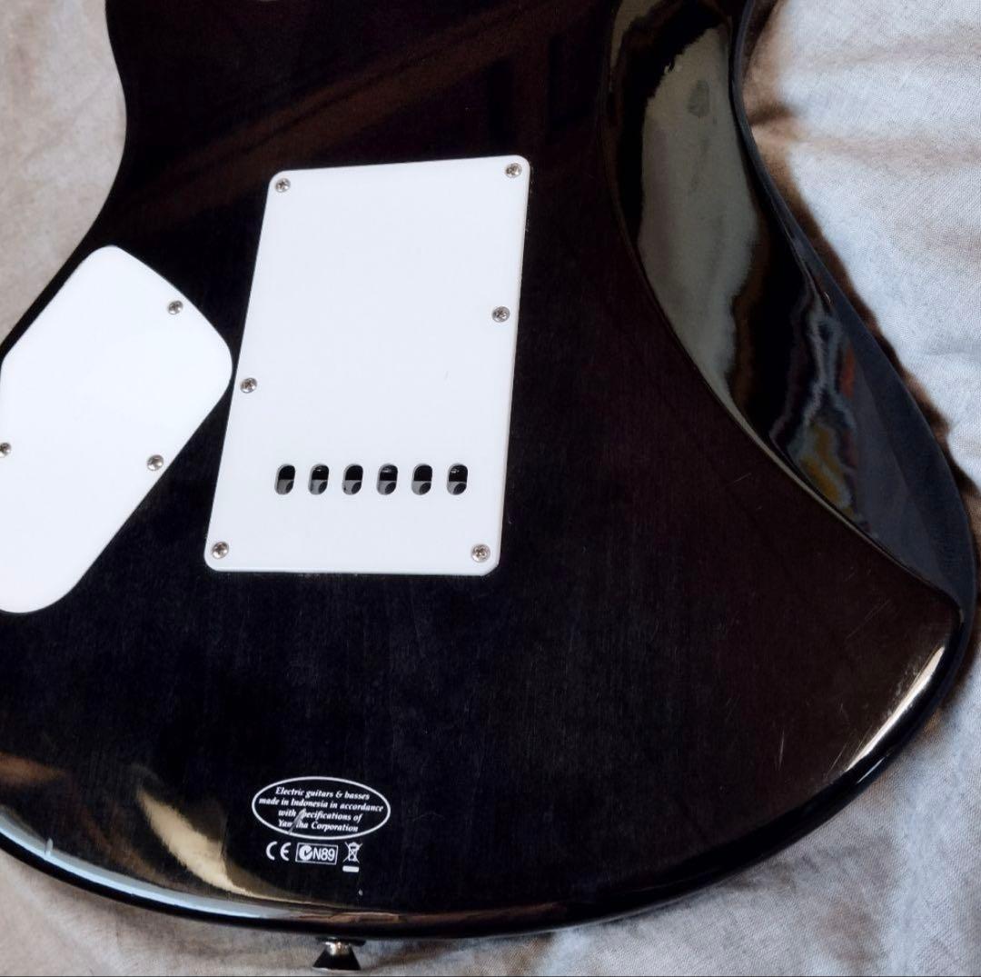 YAMAHA PACIFICA 212VFM ヤマハのパシフィカ、弾きやすいです