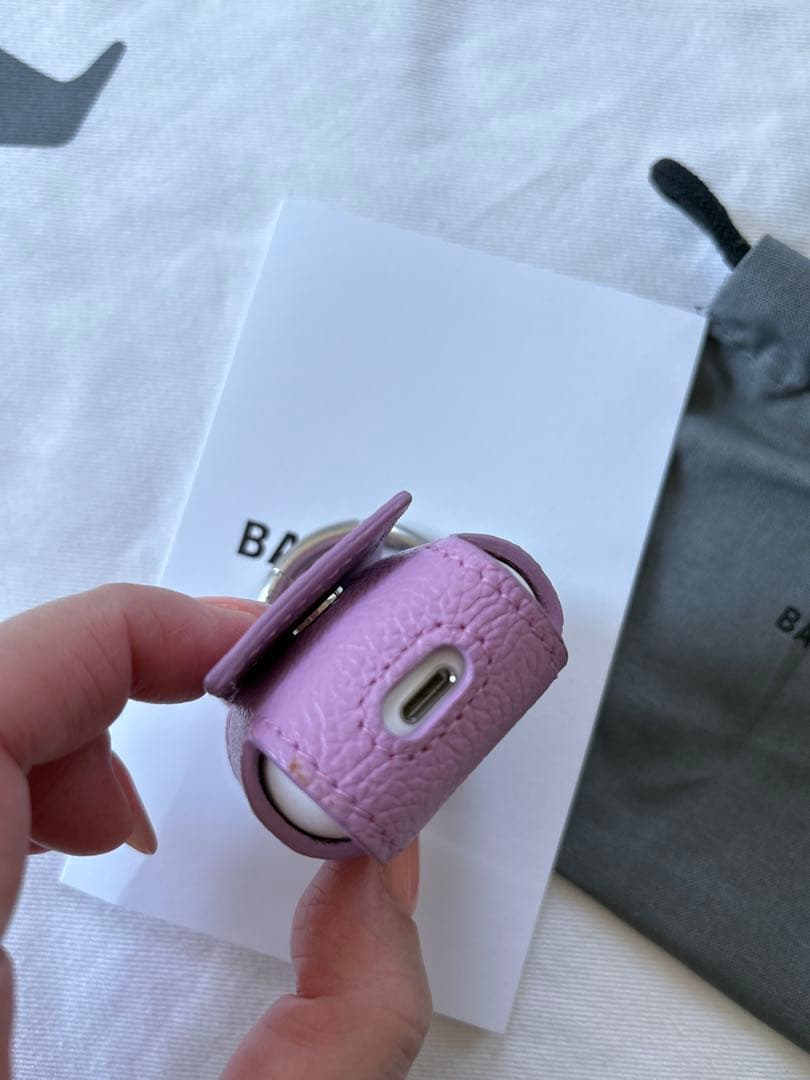 BALENCIAGA バレンシアガAirPodsケース　第2世代用