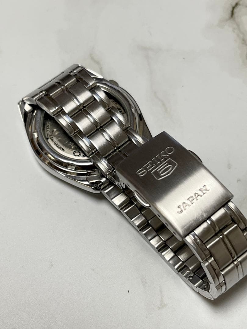 2013年11月製 セイコー5 デイデイト 21J