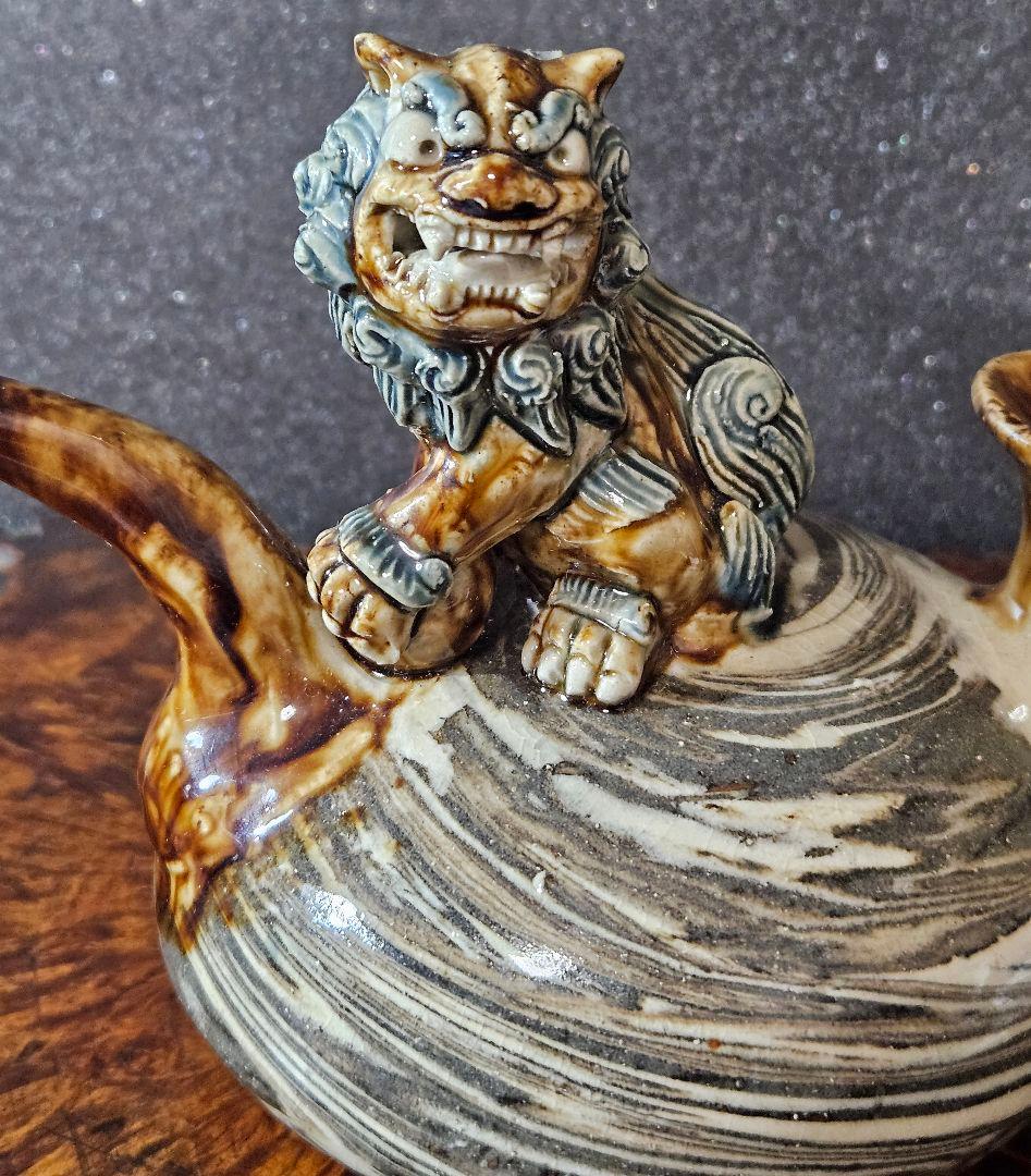 【上作品❗】沖縄の焼物　琉球壺屋焼　作家物　シーサー飾り　練込文　カラカラ　徳利
