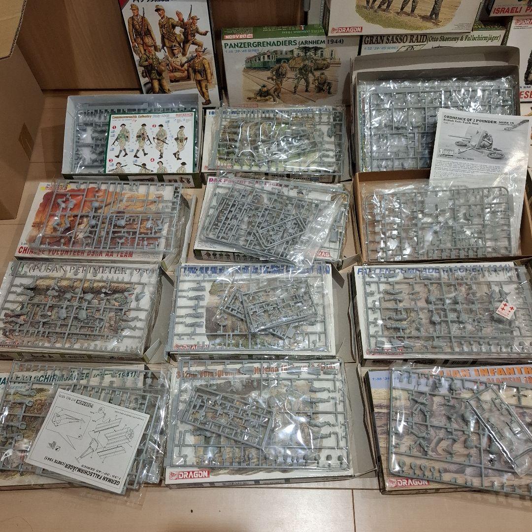 【モーモーさん】ミリタリーフィギュアセット 28点