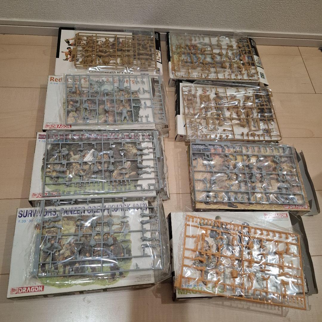 【モーモーさん】ミリタリーフィギュアセット 28点