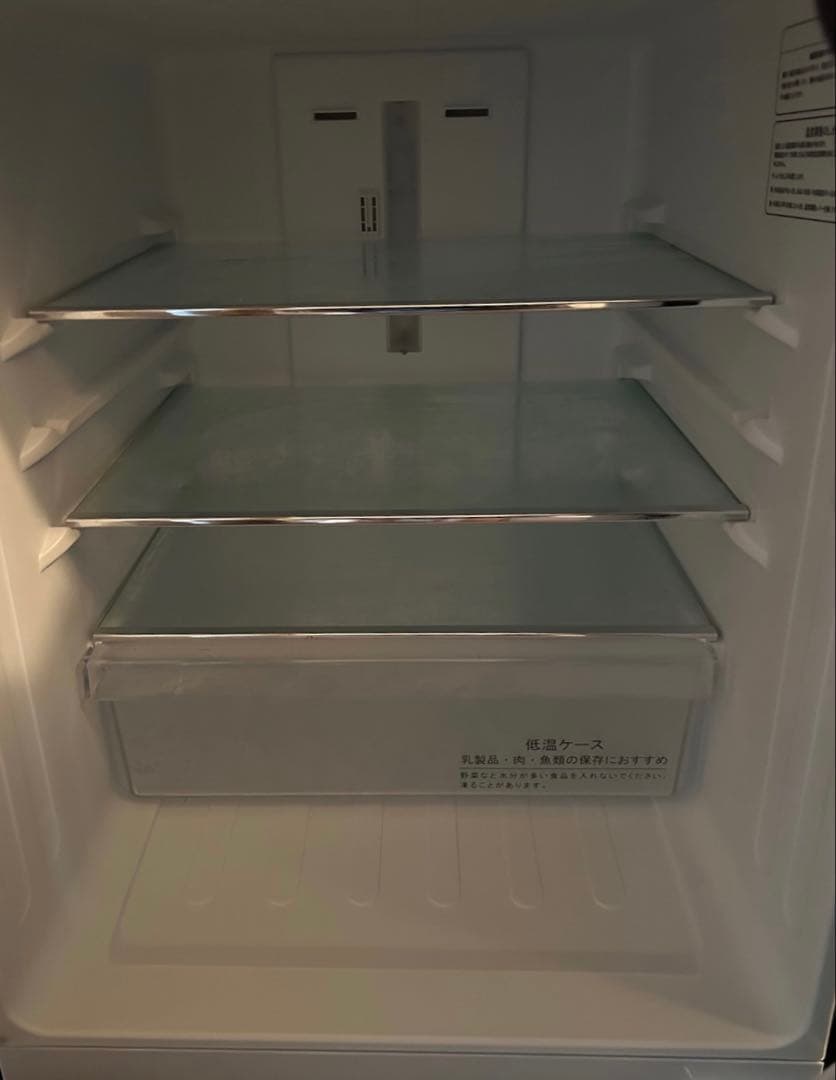 Hisense 冷蔵庫 黒色 4段棚