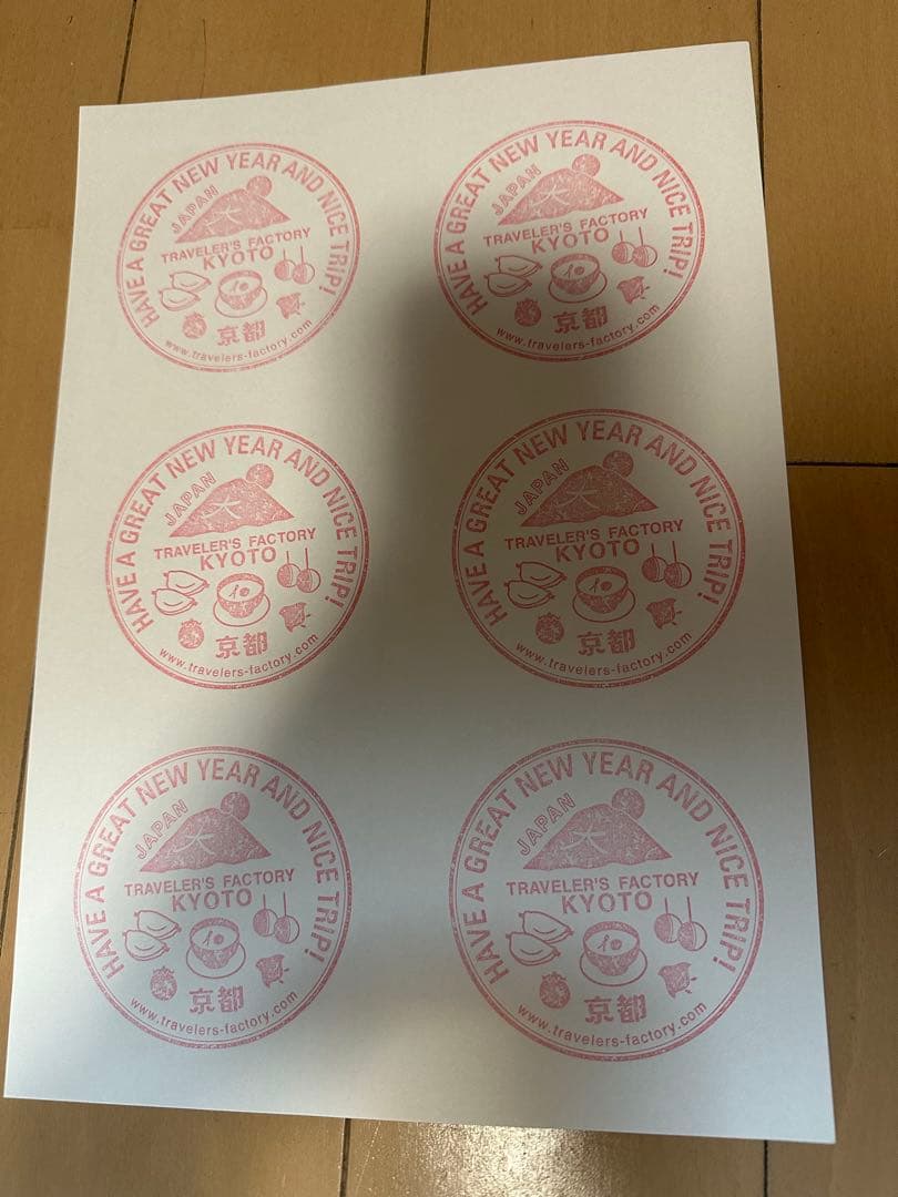 トラベラーズファクトリー　2026新春くじ缶バッジ、2個、入手困難、おまけ付き